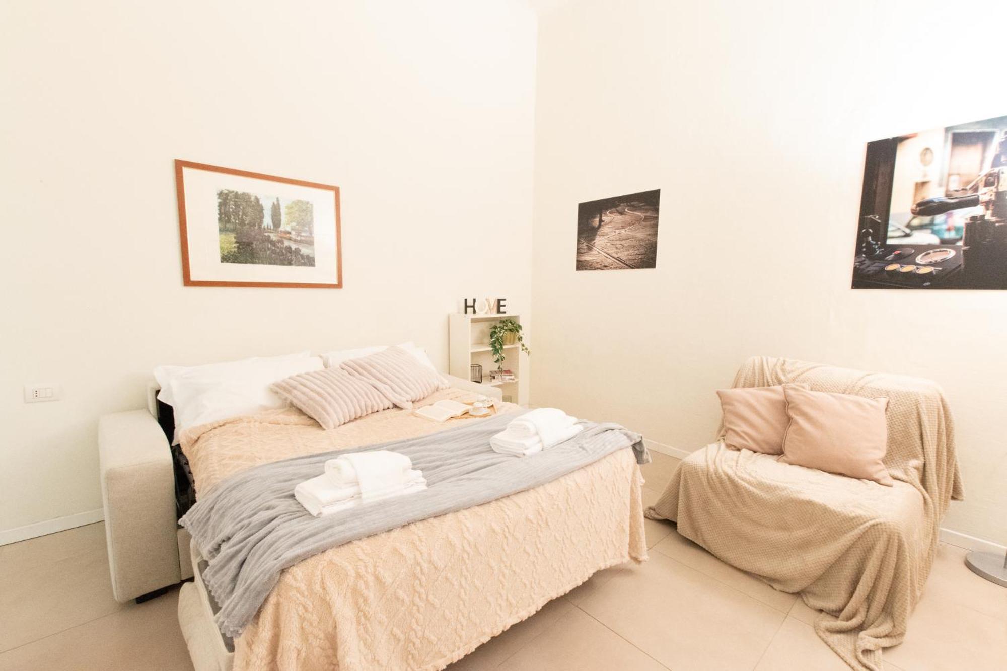 Luxury Apartment Near Duomo Italia 38 Милано Екстериор снимка