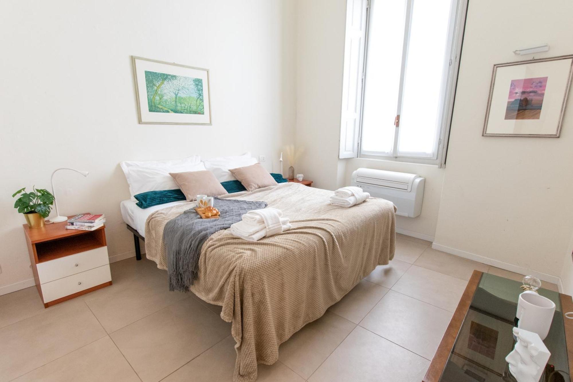 Luxury Apartment Near Duomo Italia 38 Милано Екстериор снимка