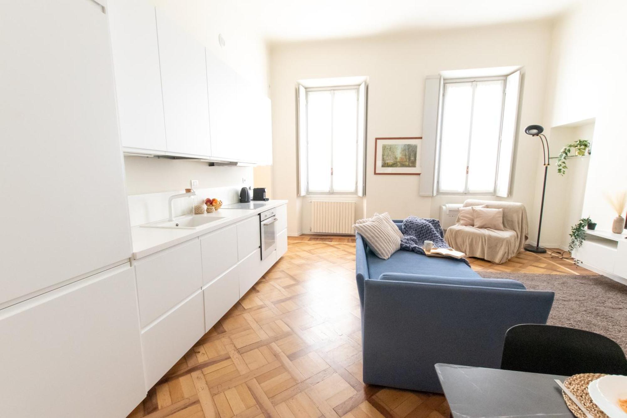 Luxury Apartment Near Duomo Italia 38 Милано Екстериор снимка