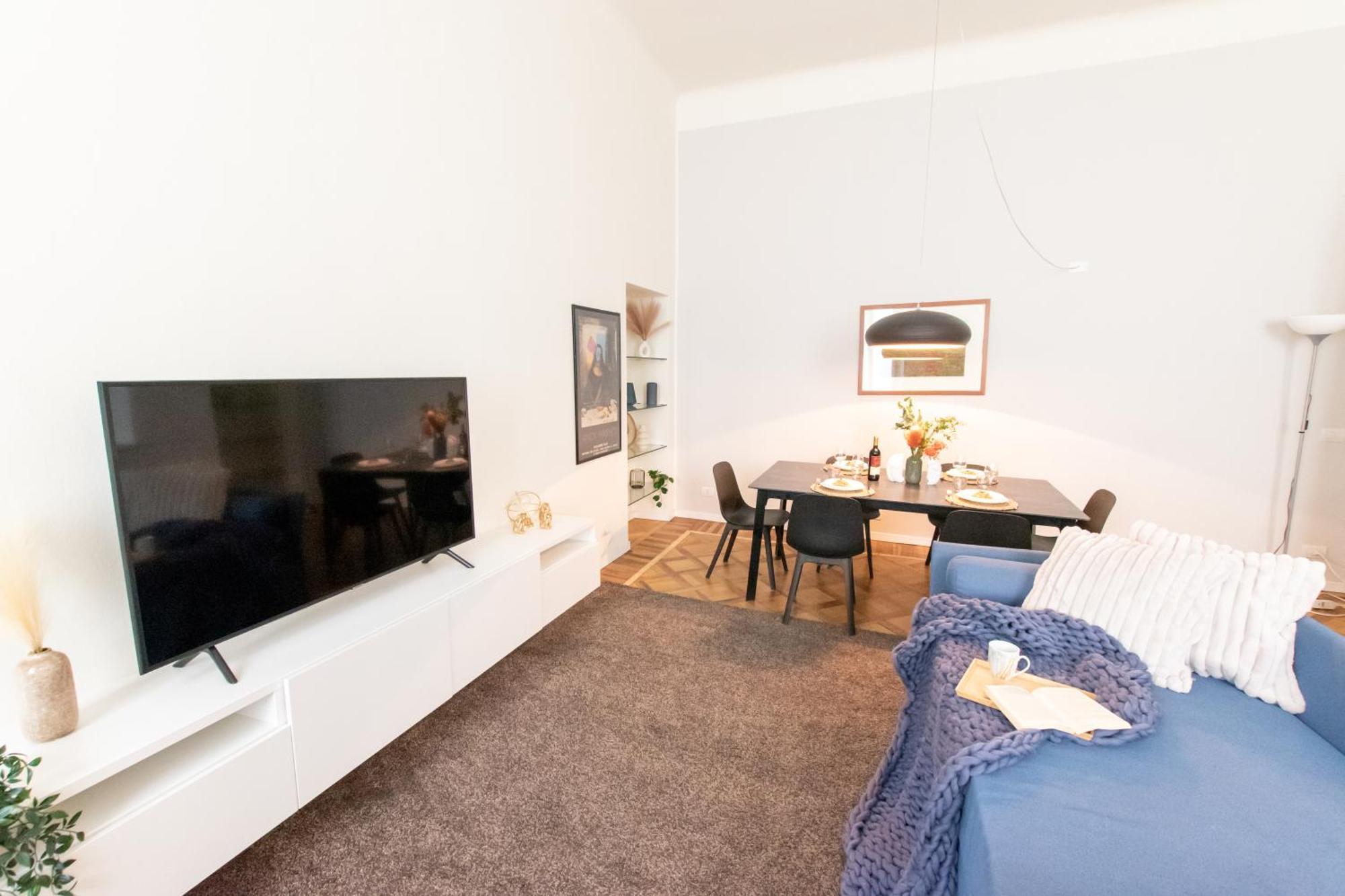 Luxury Apartment Near Duomo Italia 38 Милано Екстериор снимка